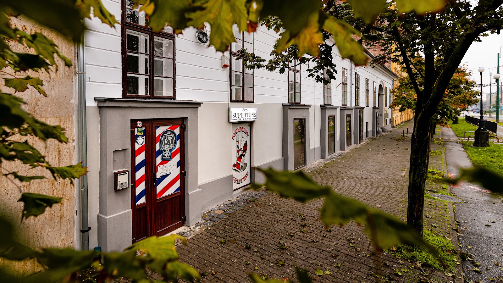 Supertuns Frizerie Timișoara